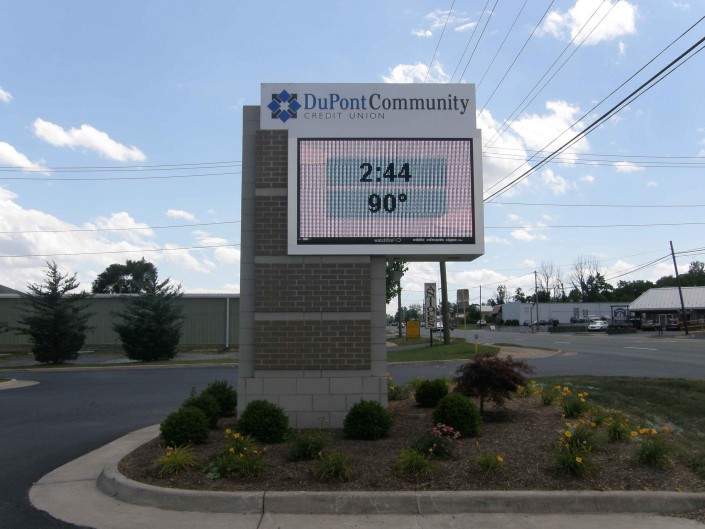 Optimizing Your Electronic Message Board Experience Eddie Edwards Signs