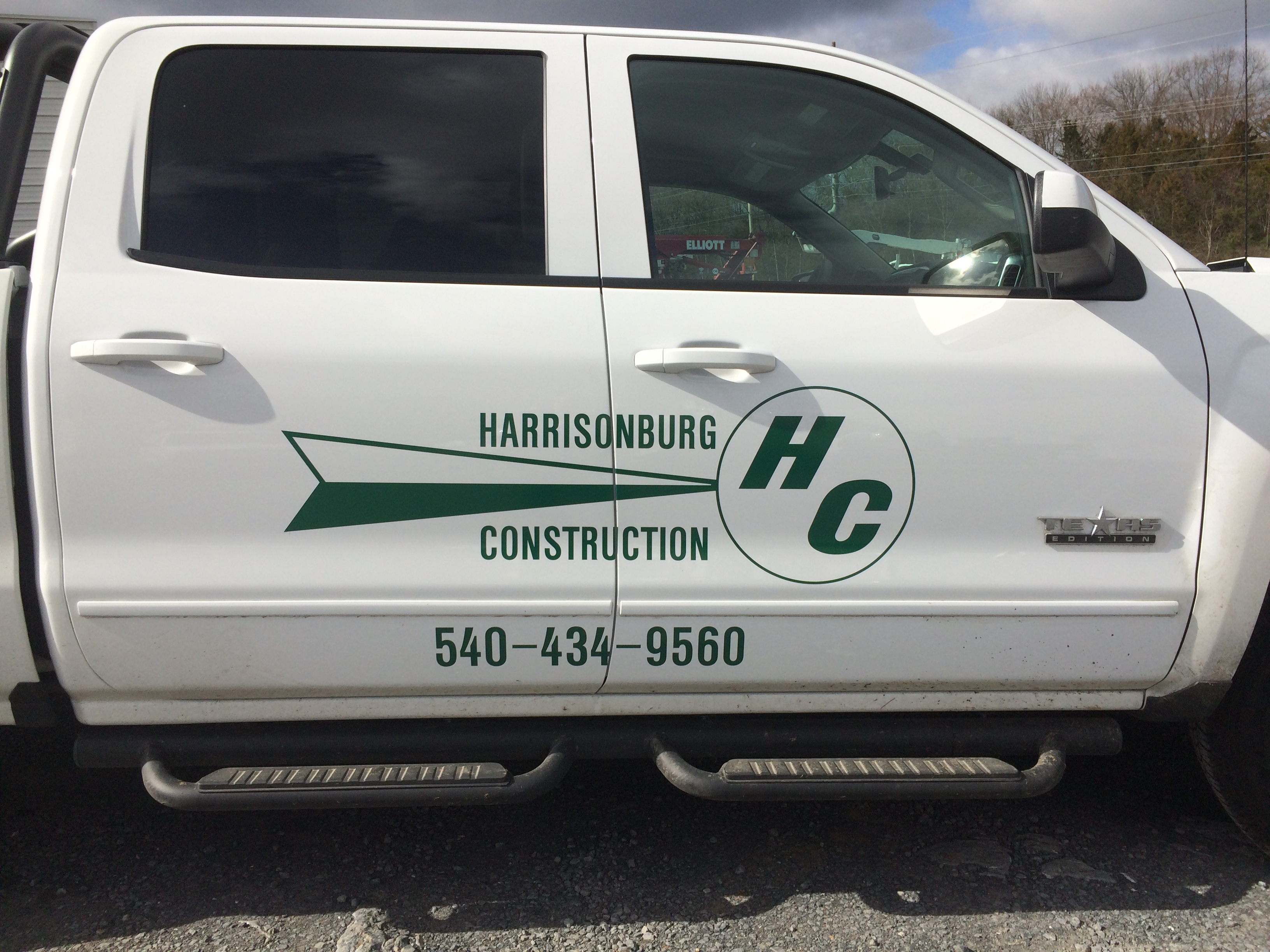 Harrisonburg Construction Eddie Edwards Signs